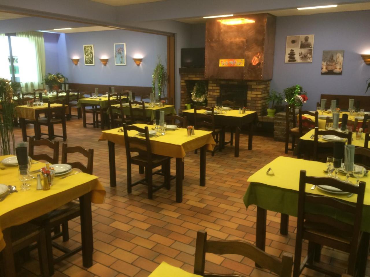 Hotel Restaurant L'Agapanthe 퐁드저는살라스 외부 사진