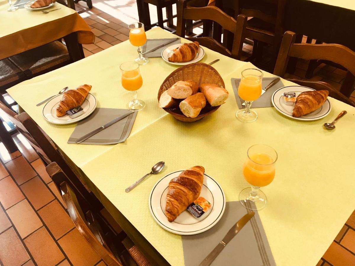 Hotel Restaurant L'Agapanthe 퐁드저는살라스 외부 사진